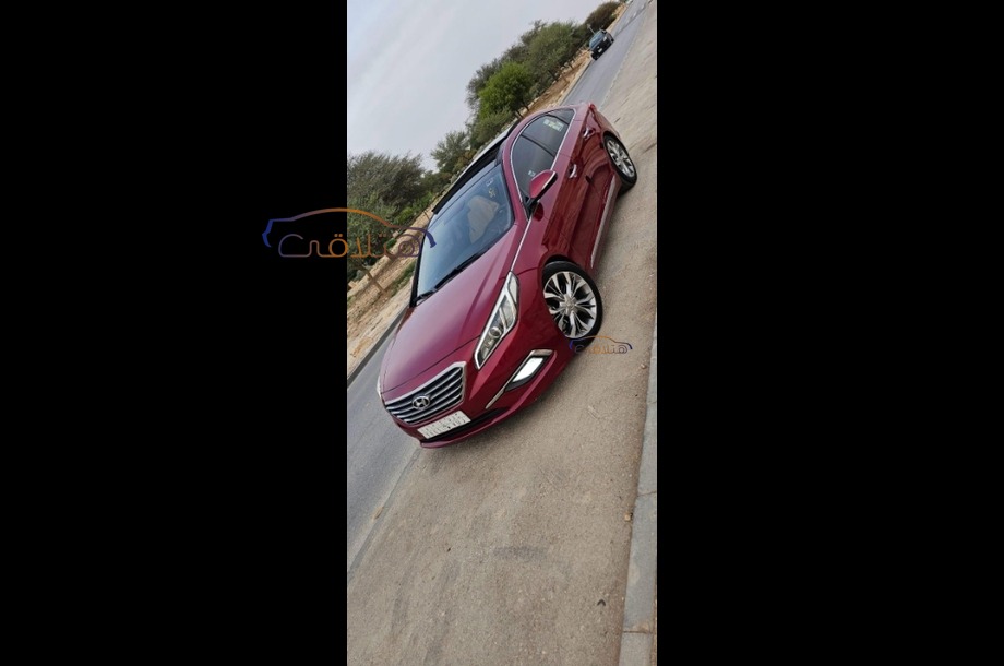 Altima Nissan Red