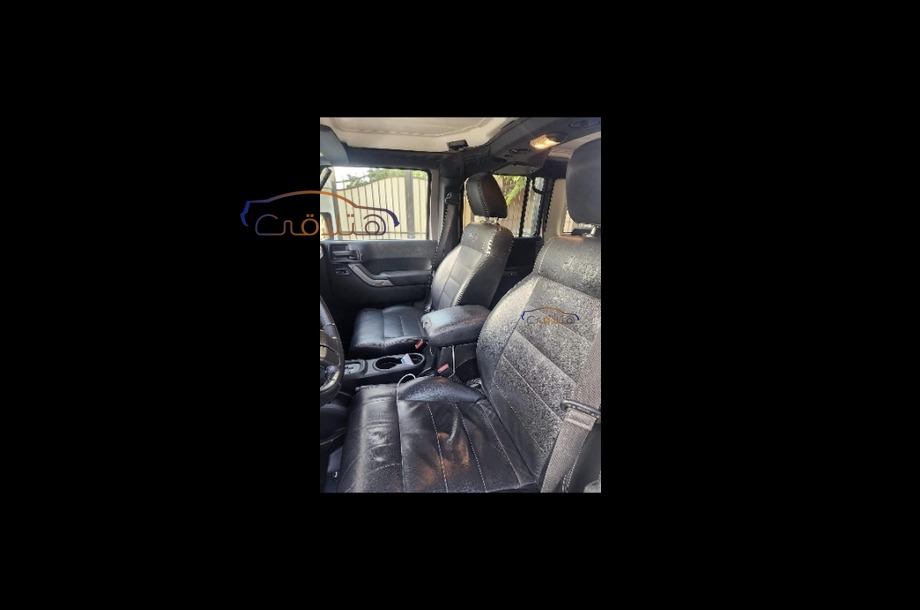 Wrangler Jeep فضي