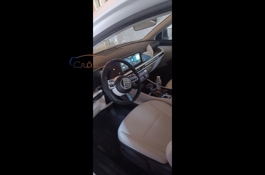 Tucson Turbo Hyundai أبيض