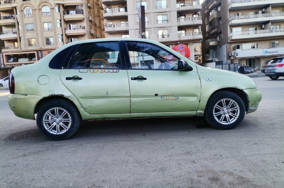 Kalina Lada أخضر