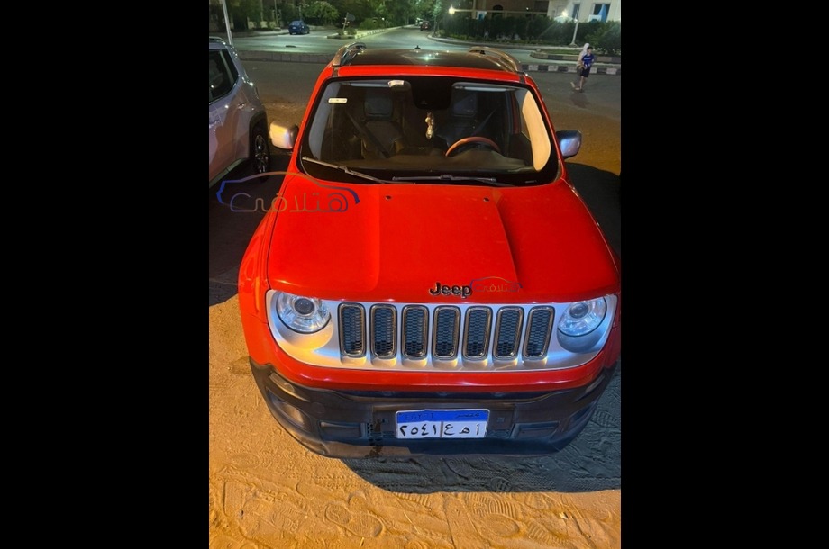 Renegade Jeep احمر