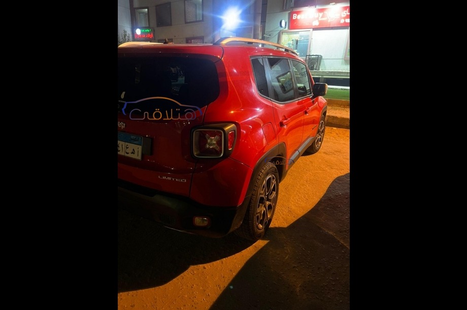 Renegade Jeep احمر