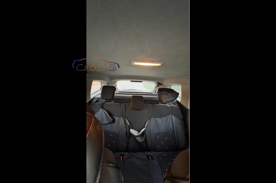 Duster Renault شمبان