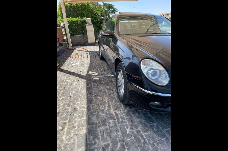 E 320 Mercedes Black