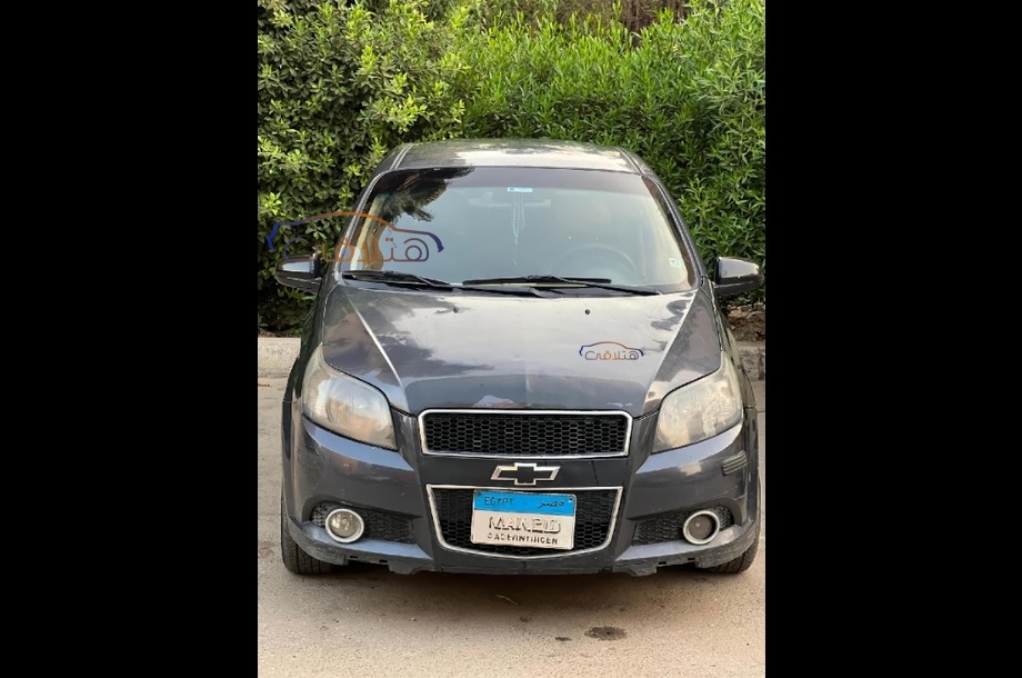 Aveo Chevrolet فضي