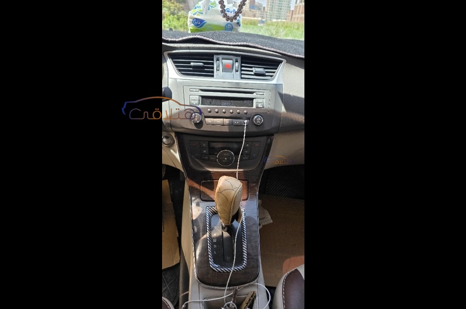 Sentra Nissan Silver