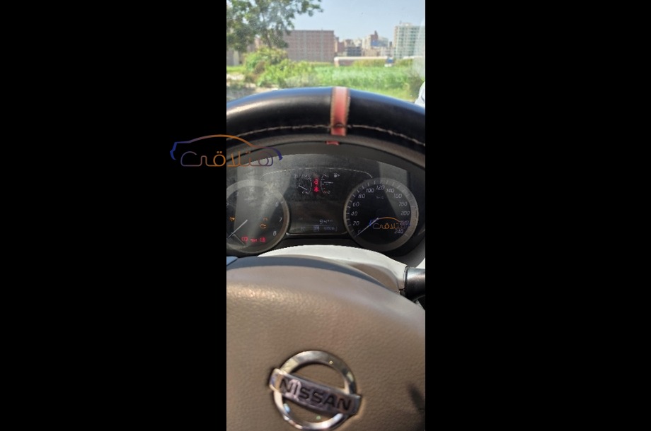 Sentra Nissan Silver