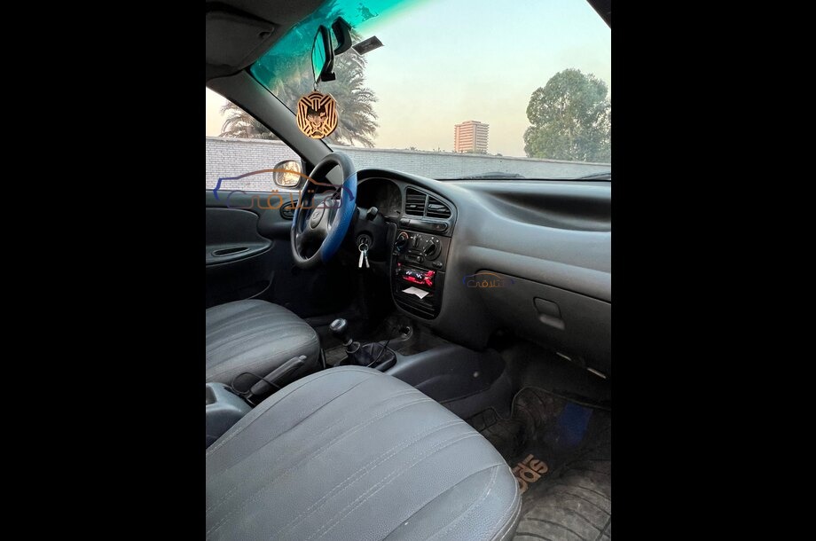 Lanos 2 Daewoo الأزرق الداكن