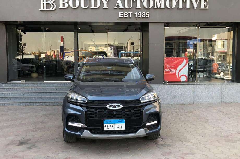 Tiggo 8 Chery أسود