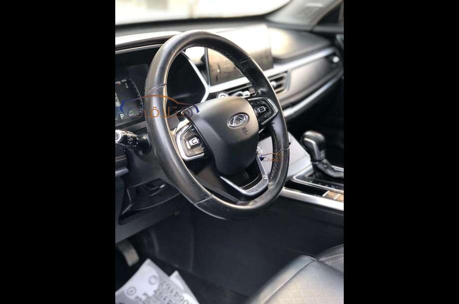 Tiggo 8 Chery أسود