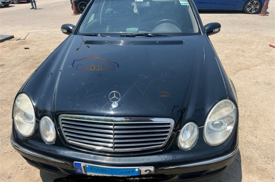 E 200 Mercedes Black