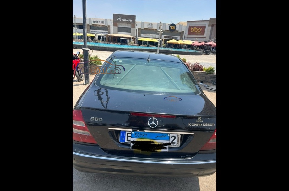 E 200 Mercedes Black