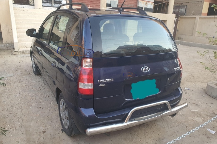 Matrix Hyundai الأزرق الداكن