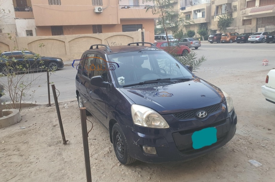 Matrix Hyundai الأزرق الداكن