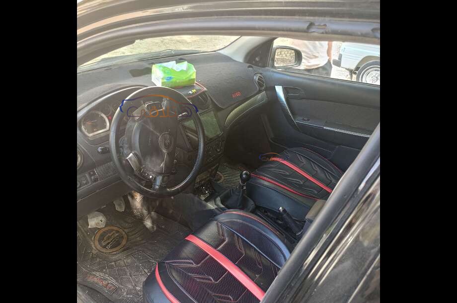 Aveo Chevrolet أسود