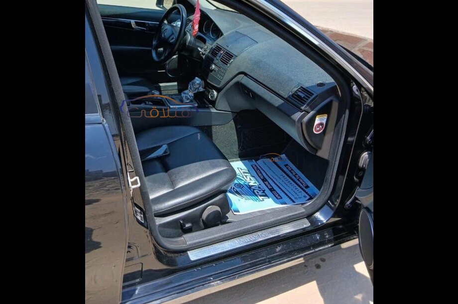 C 180 Mercedes Black