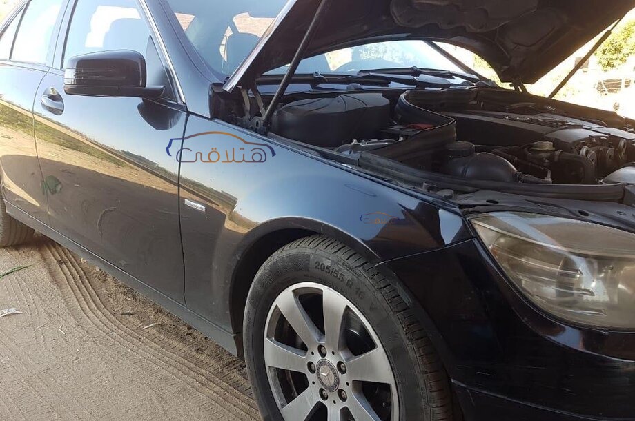 C 180 Mercedes Black