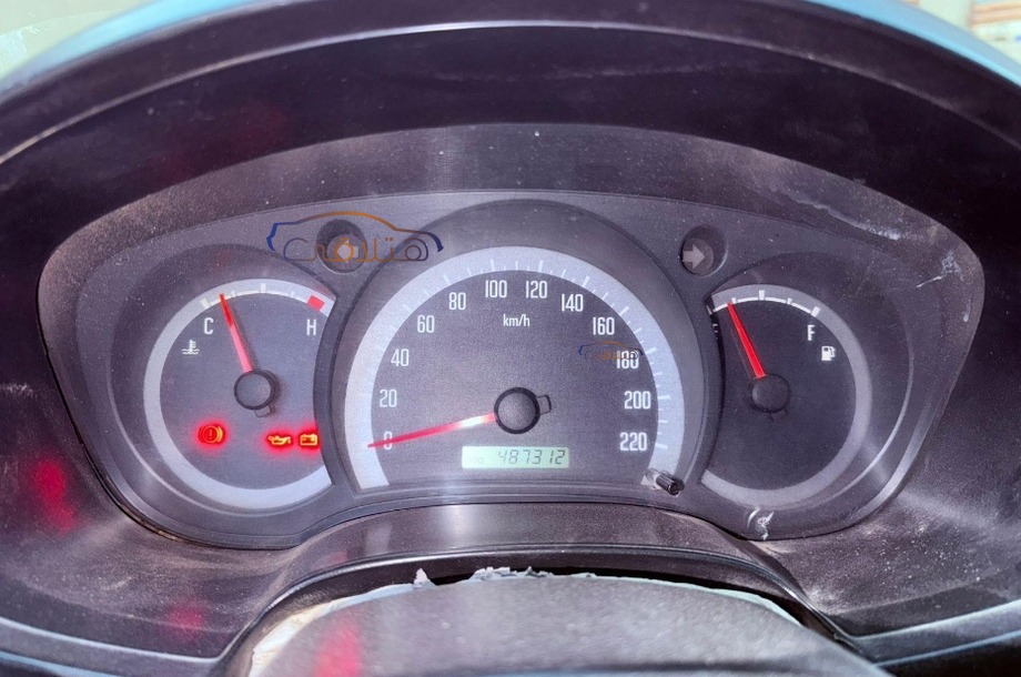 T-Series Chevrolet أبيض