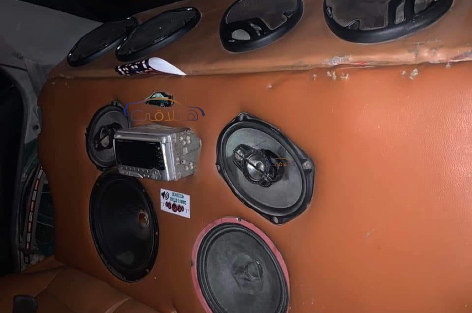 Lancer Crystala Mitsubishi Dark green