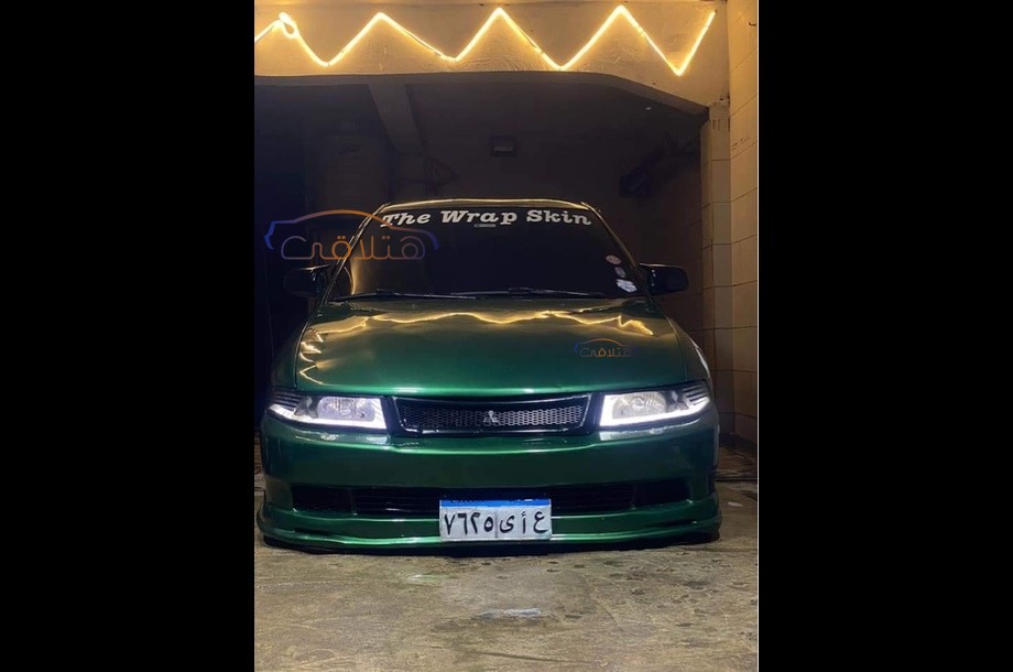 Lancer Crystala Mitsubishi Dark green