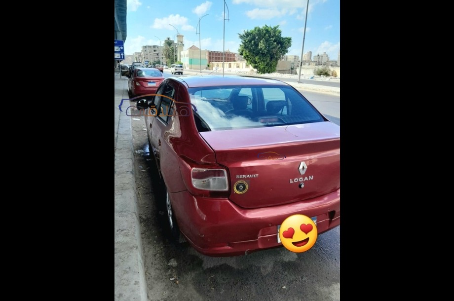 Logan Renault احمر غامق
