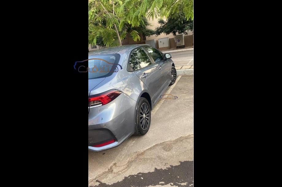 Corolla Toyota Dark blue