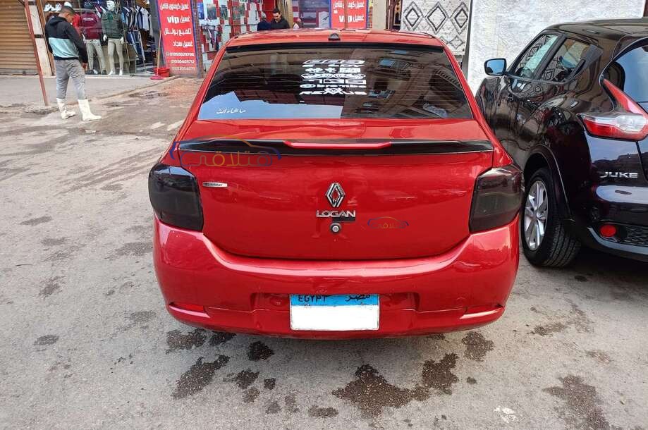 Logan Renault احمر