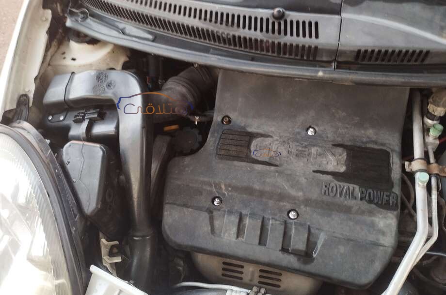 Pandino Geely أبيض