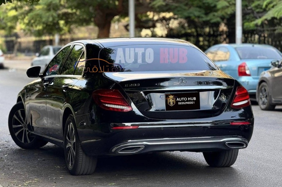 E 200 Mercedes Black