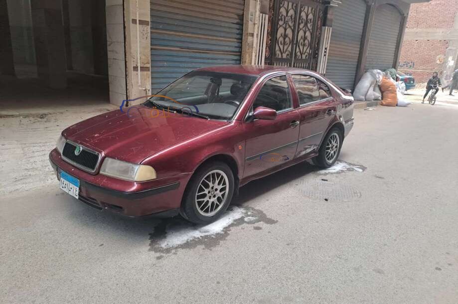 Octavia A4 Skoda Dark red