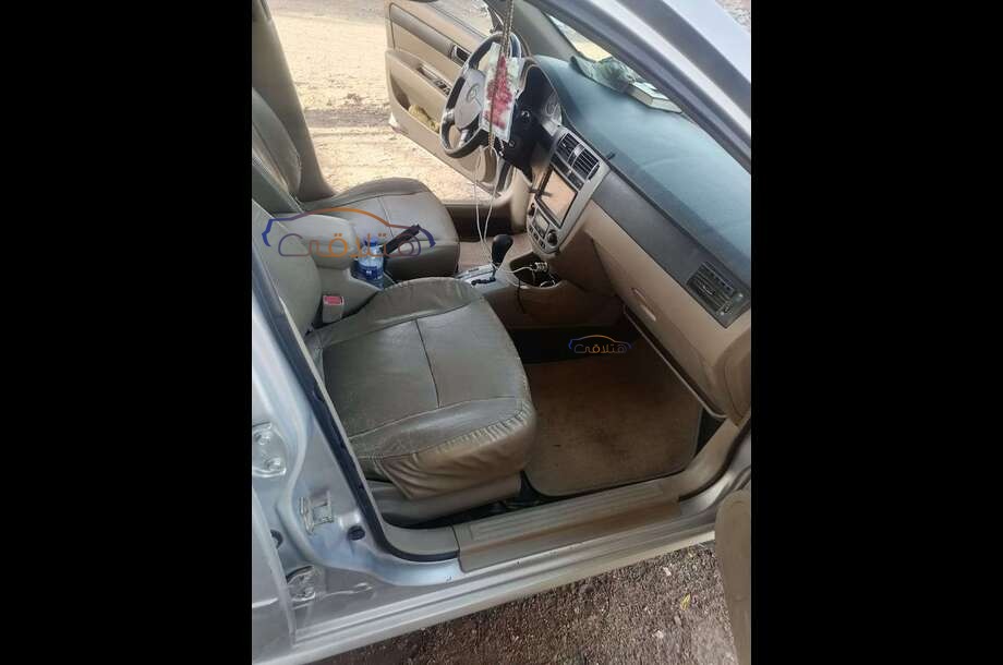 Lacetti Daewoo فضي