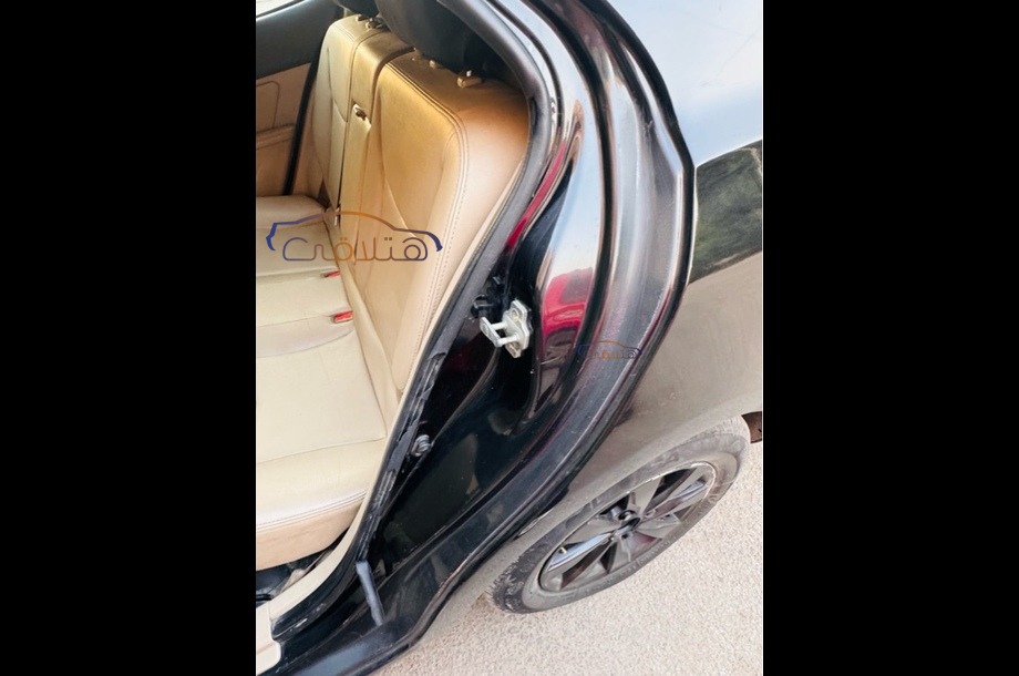 Optra Chevrolet أسود