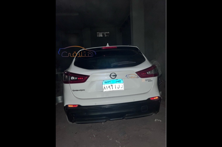 Qashqai Nissan أبيض