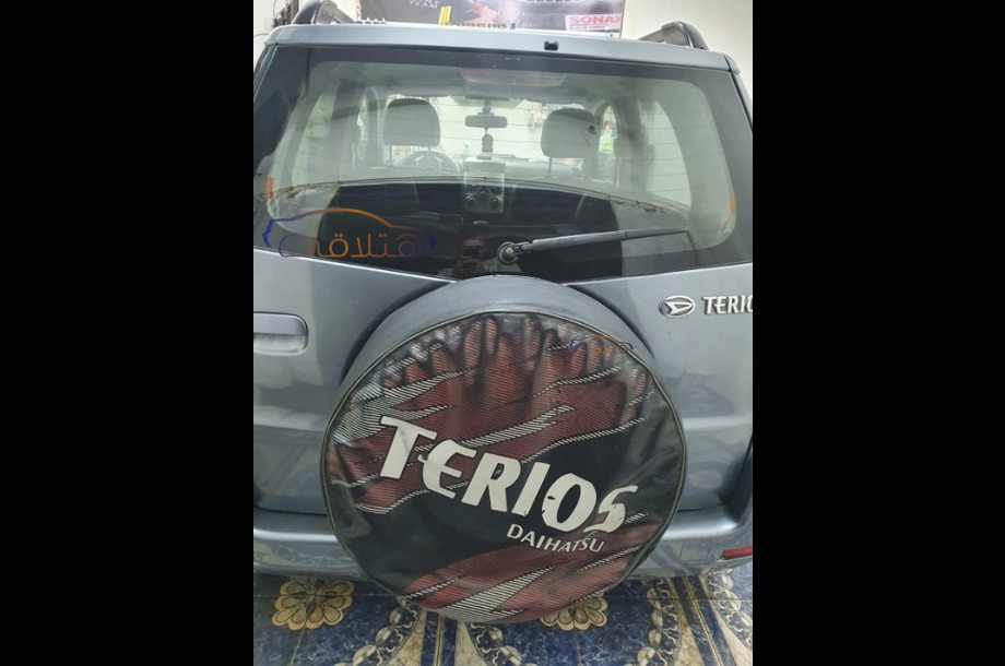 Terios Daihatsu فضي