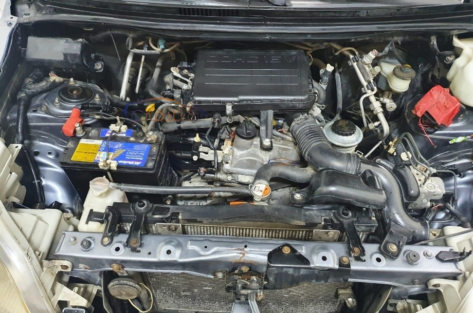 Terios Daihatsu فضي