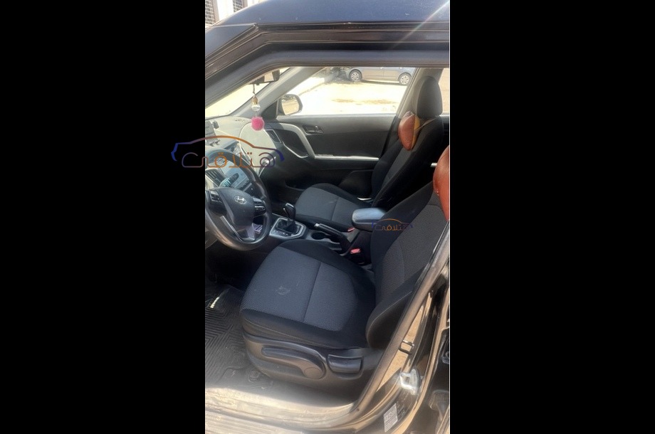 Creta Hyundai أسود