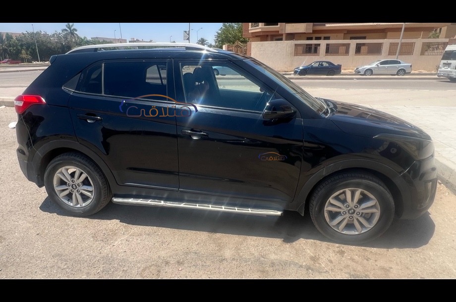 Creta Hyundai أسود