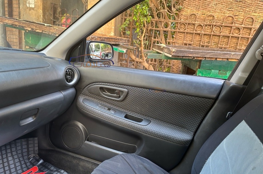 Impreza Subaru فضي