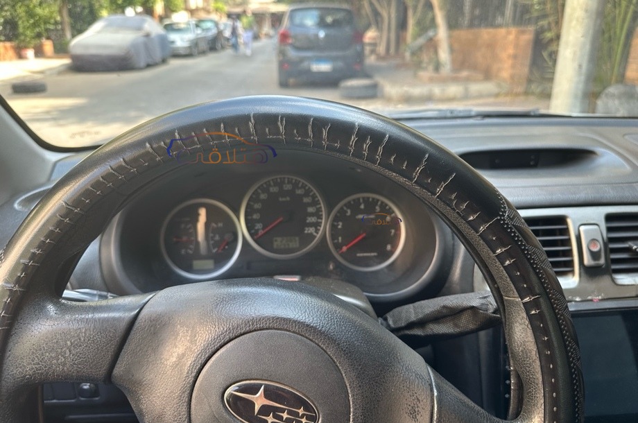 Impreza Subaru فضي