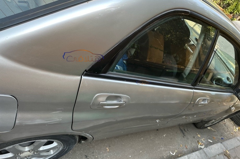 Impreza Subaru فضي