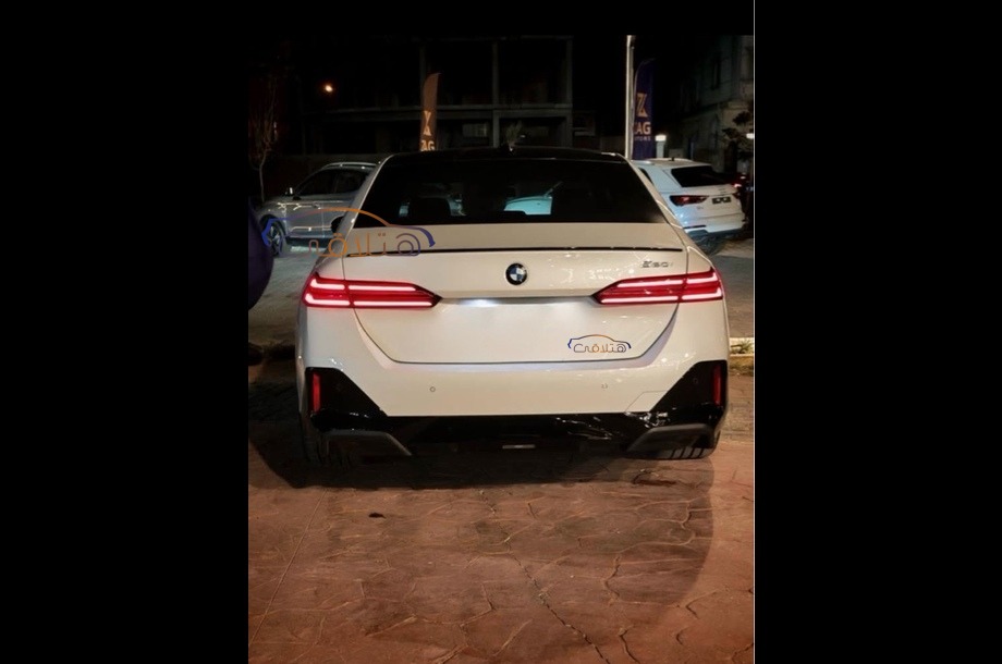520 BMW أبيض