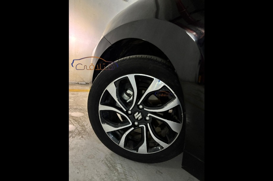 Baleno Suzuki أسود