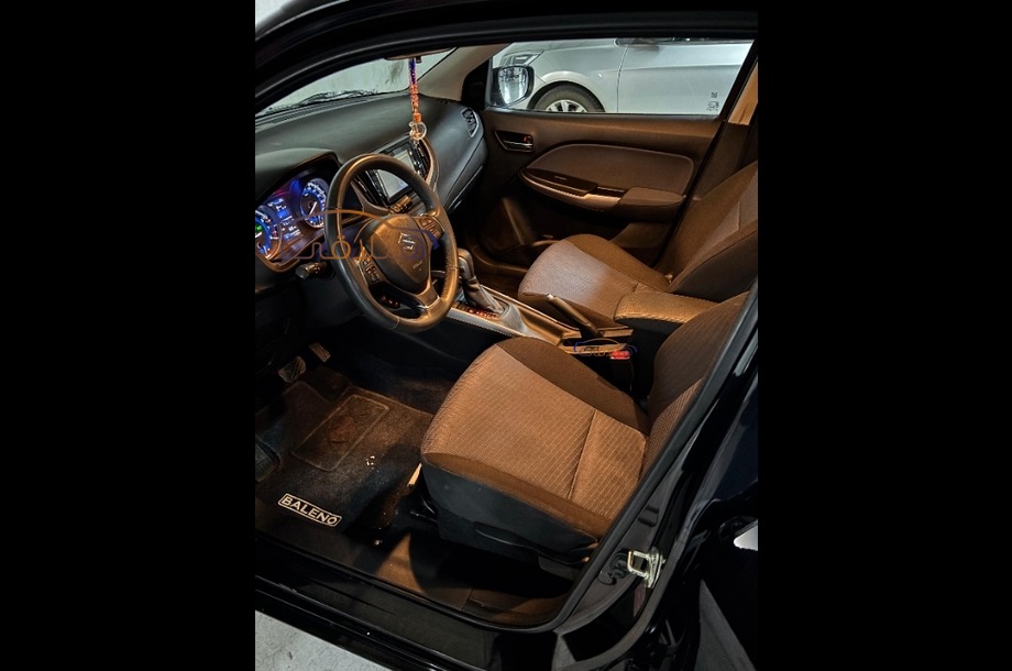 Baleno Suzuki أسود