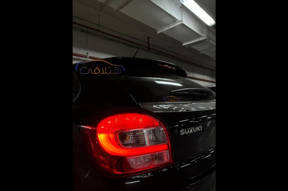 Baleno Suzuki أسود