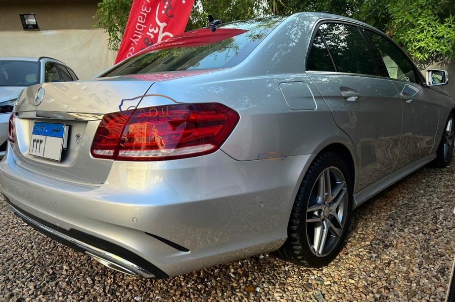 E 250 Mercedes فضي