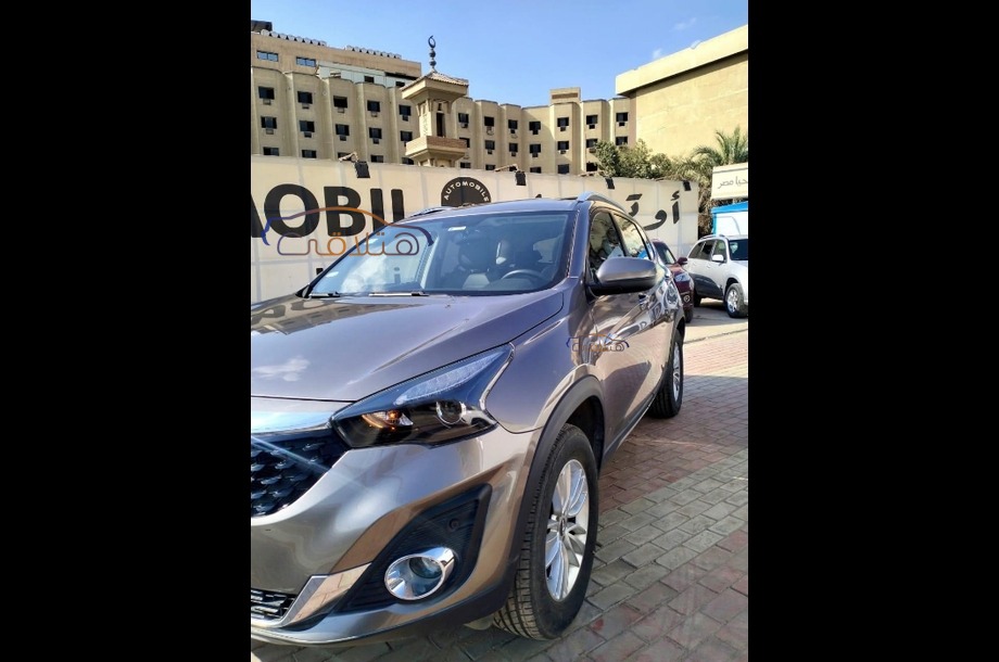 Tiggo 7 Chery برونزي