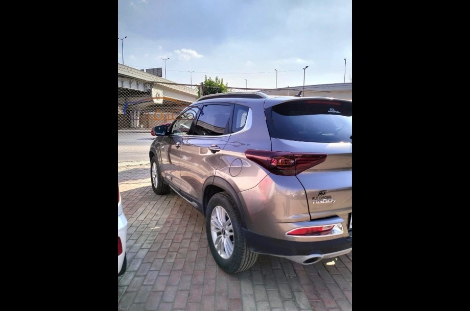 Tiggo 7 Chery برونزي