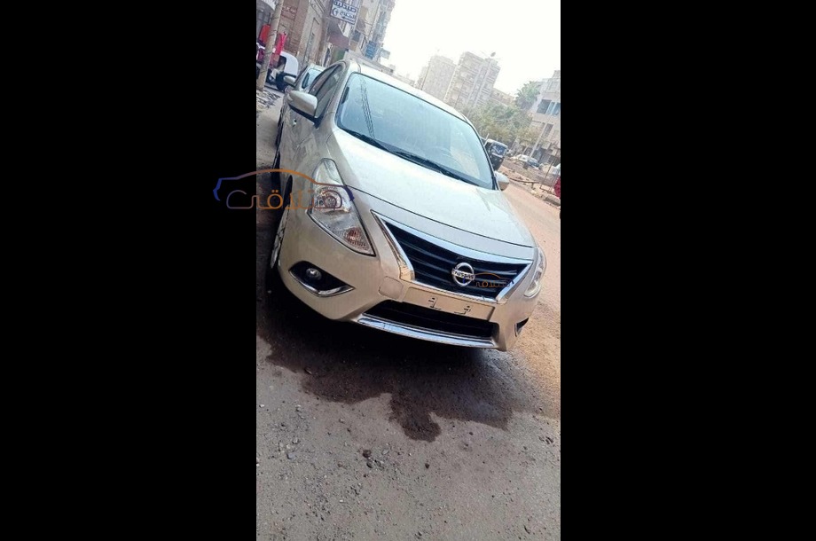 Sunny Nissan Gold