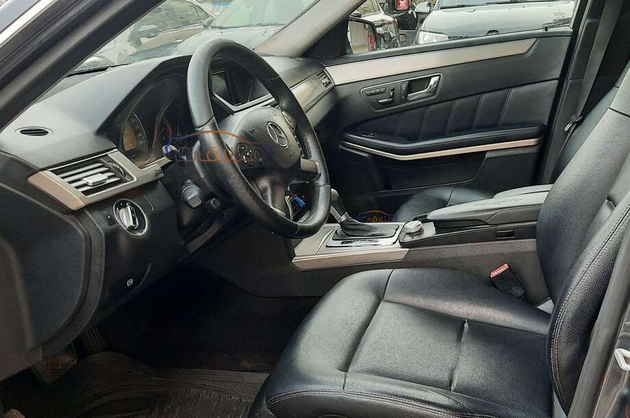 E 250 Mercedes رمادي