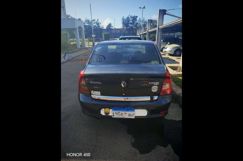 Logan Renault أسود